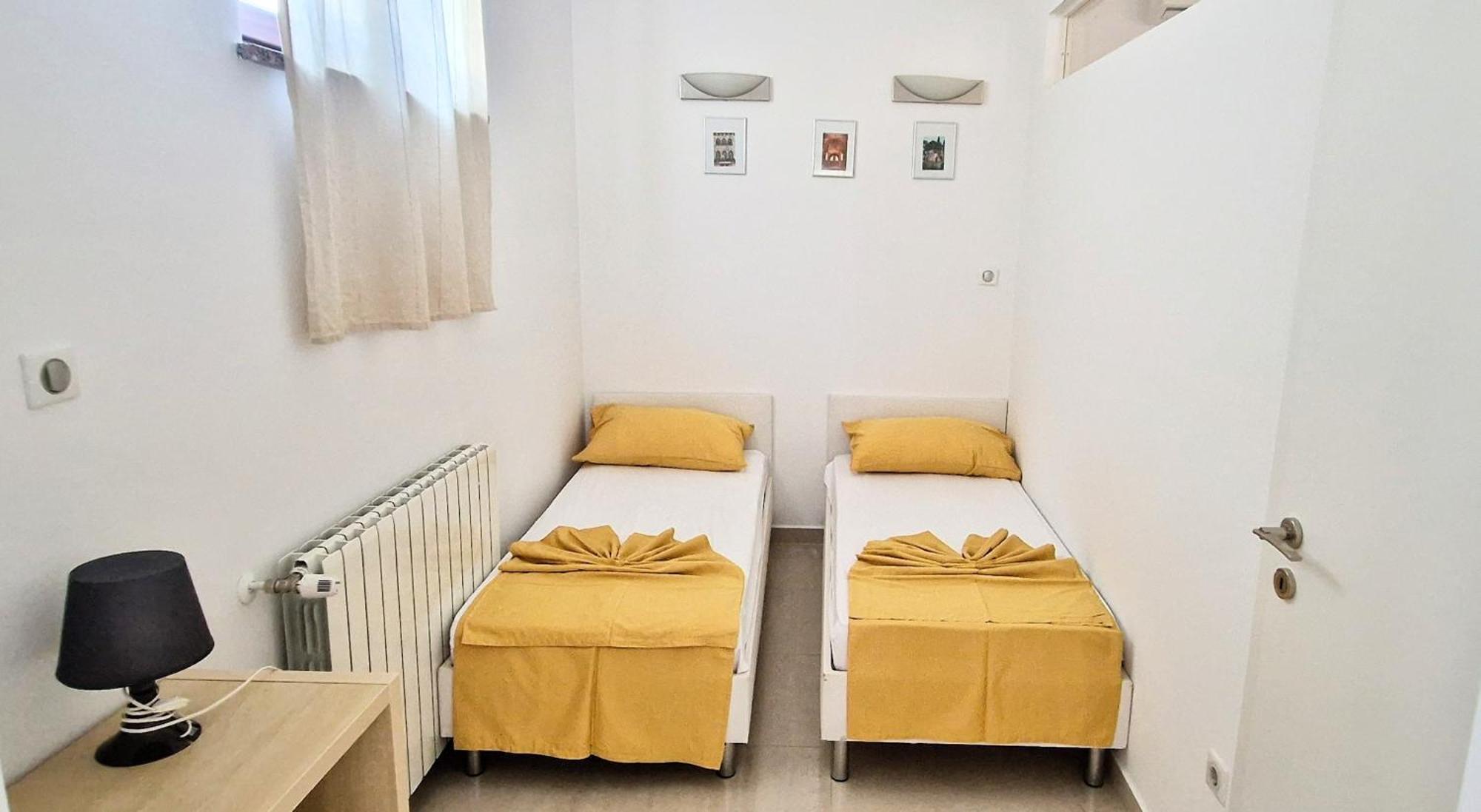 Apartments Villa Alba II بوريتش الغرفة الصورة