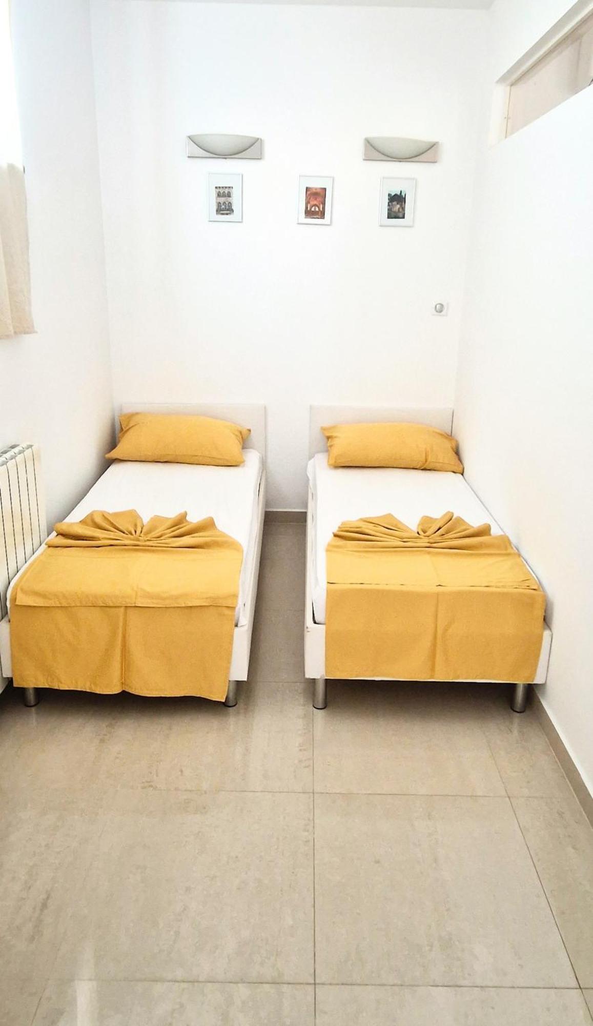 Apartments Villa Alba II بوريتش الغرفة الصورة